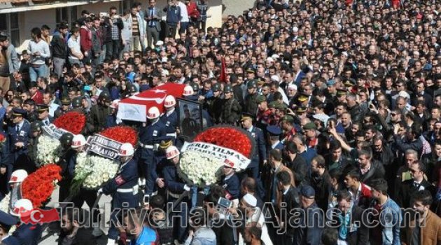Sur Şehidi Son Yolculuğuna Uğurlandı