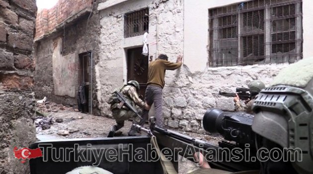 Sur'da Köşeye Sıkışan PKK'lılardan Şok Tehdit