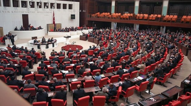 Suriye ve Irak Tezkeresi Meclis'ten Geçti
