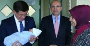 3. Kez Baba Olan Bakan'a Sürpriz Ziyaret