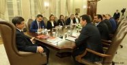 Davutoğlu, Memur-Sen Heyetini Kabul etti