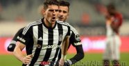 Mario Gomez 3 Yıllığına Beşiktaş'ta