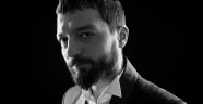 Mehmet Erdem'in 'Hiç Konuşmadan' Klibi Çıktı