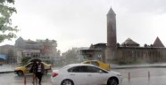 Erzurum'da Kuvvetli Yağış Sele Neden Oldu