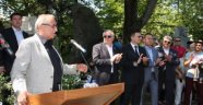 Nazım Hikmet Mezarı Başında Anıldı