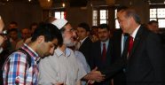 Cumhurbaşkanı'na Turistlerden Yoğun İlgi