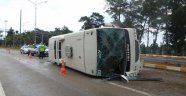 Antalya'da Tur Midibüsü Devrildi!