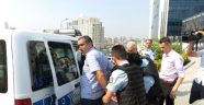 Ataşehir Belediyesi Önünde Sİlahlı Çatışma!