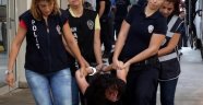 Çadırda Basıldılar! 4 Polis Zor Zapt Etti
