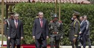 Erdoğan'dan Güneşte Bekleyen Askere Talimat