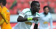 Galatasaray, Niasse'ye İmzayı Attırdı