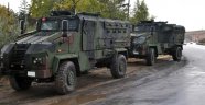 Hakkari'de Askeri Araç Kaza Yaptı