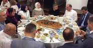 İftarda Üzerinde 'Allah' Yazan Pide!