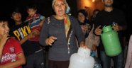 İtfaiye Aracını Rehin Aldılar