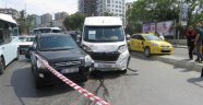 Kadıköy'de Zincirleme Kaza: 8 Araç Birbirine Girdi