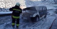 Konya'da Seyir Halindeki Araç Yandı