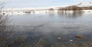 Kura Nehri Buz Tuttu