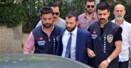 Onur Özbizerdik Yine Aranıyor