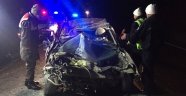Otomobil Tıra Çarptı: 4 Ölü, 2 Yaralı