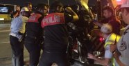 Otomobilin Çarptığı 2 Polis Yaralandı