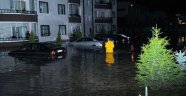 Sağanak Yağışlar Su Baskınlarına Neden Oldu