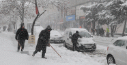 Şiddetli Kar Hayatı Felç Etti!