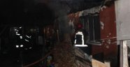 Sigaradan Çıkan Yangın 3 Evi Kül Etti