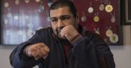 Sinan Şamil Sam Yaşam Savaşı Veriyor
