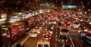 Tatil Dönüşü Trafiği Başladı