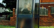 Telefon Kulübesinde Seks Skandalı!