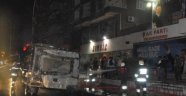 TOMA'ya Bomba Atıldı 1 Polis Yaralı