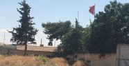 Türk Bayrağı İle IŞİD Bayrağı Yan Yana!