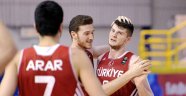 Ümit Milliler Yarı Finalde!