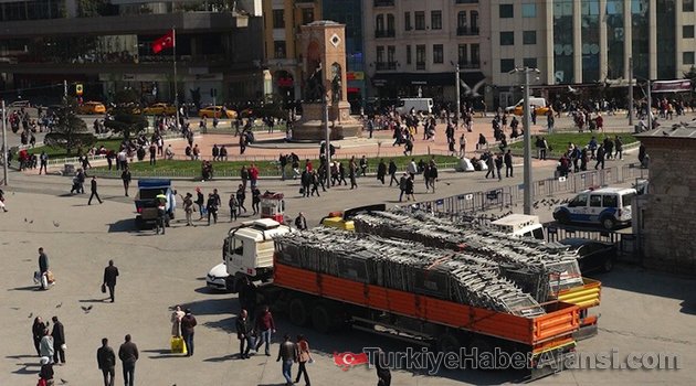 Taksim'de Hazırlıklar Başladı!