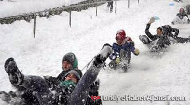 Tunceli'de Kar Tatili!