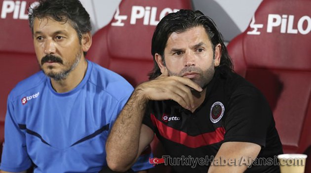 Üzülmez: Kulüpte Hep Bir Kaos Var