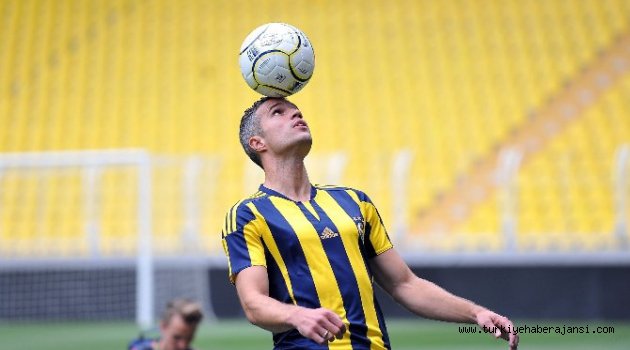 Van Persie Artık 32 Yaşında
