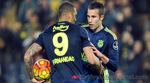 Van Persie ve Fernandao İlk Kez!
