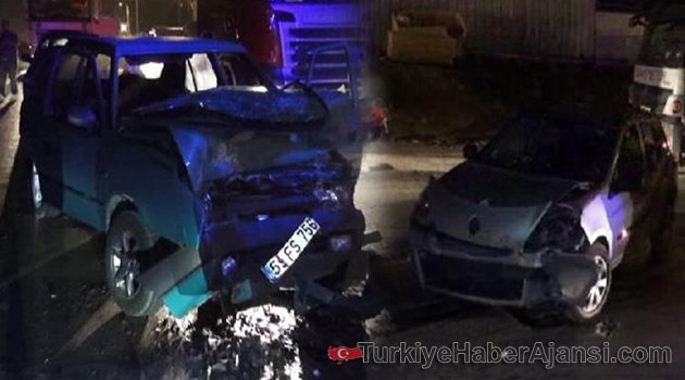 Yaralamalı Kaza Sonrası Bıçaklı Kavga