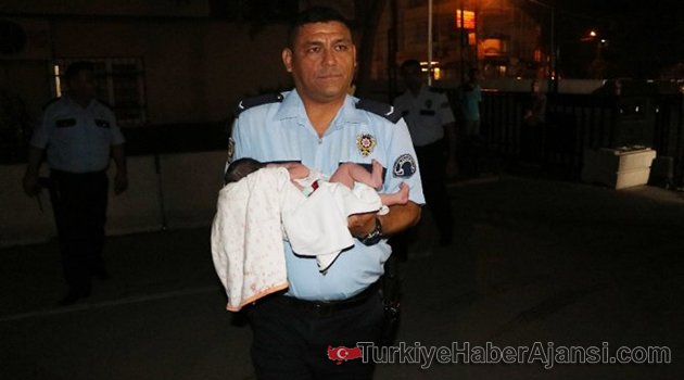 Yeni Doğmuş Bebeği Çöpe Bıraktılar!