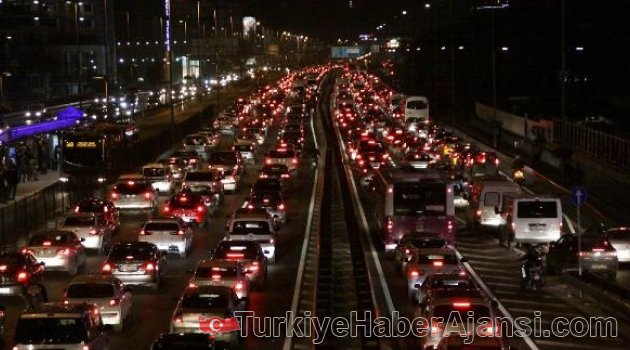 Yılbaşı Akşamı Bu Yollara Dikkat!...