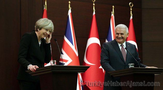 Yıldırım'dan Theresa May'i Güldüren Espri