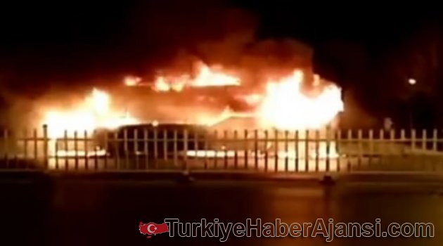 Yolcu Dolu Otobüs Cayır Cayır Yandı