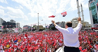 İnce'den Erdoğan'a: Esenyurt'ta 66 Kişilik Sınıflar Var